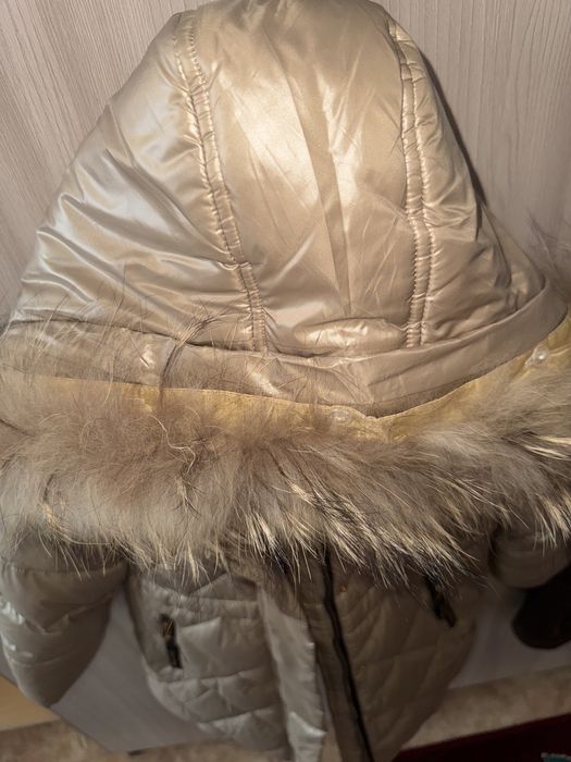 Куртка для девочки новая