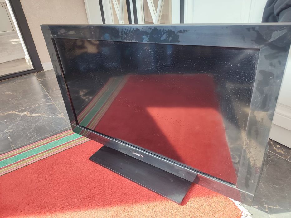 Продам телевизор Sony.