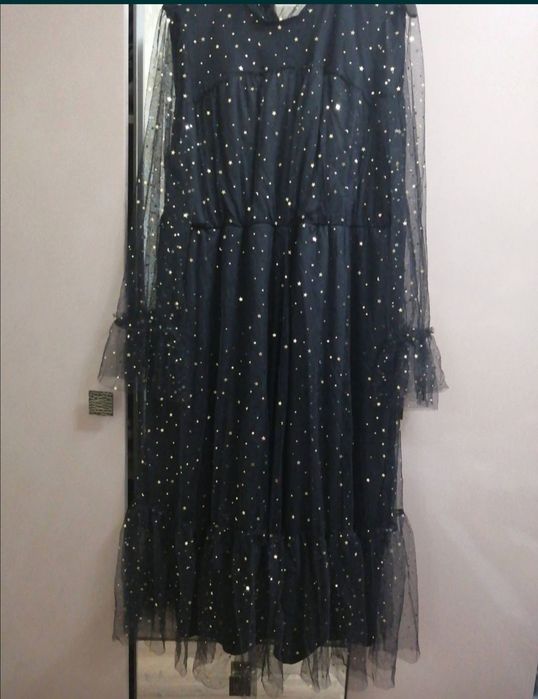 Красивое вечернее платье