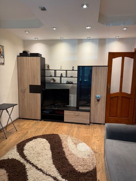 Apartament de inchiriat