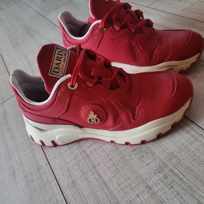 Маратонки  Дарис