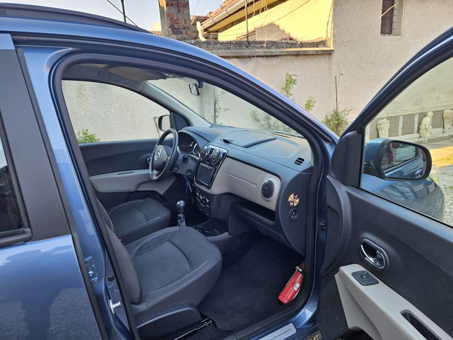 Dacia Lodgy 2015 special prestige 7 locuri 1.5 dci Climă Navigație 6 viteze