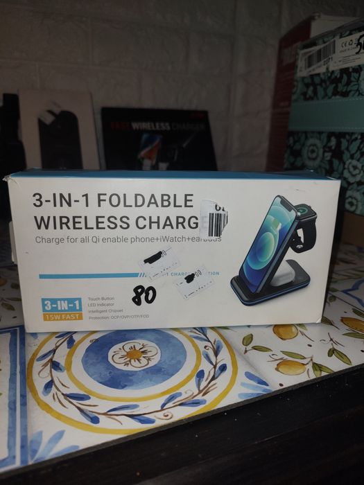 Încărcător wireless 3 în 1 pliabil 15W, telefon + Apple Watch + căști, USB-C