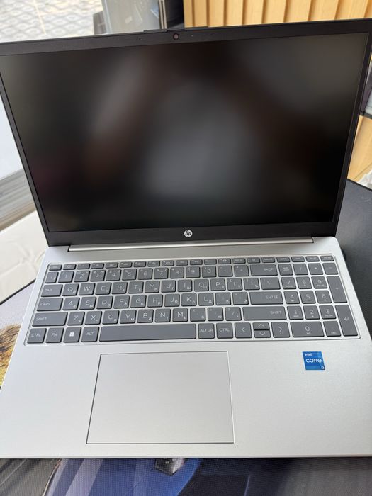 HP laptop 15 core i3