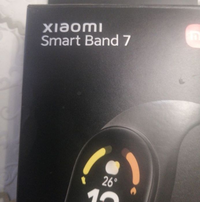 Продам фитнес часы ми банд 7 оригинальные