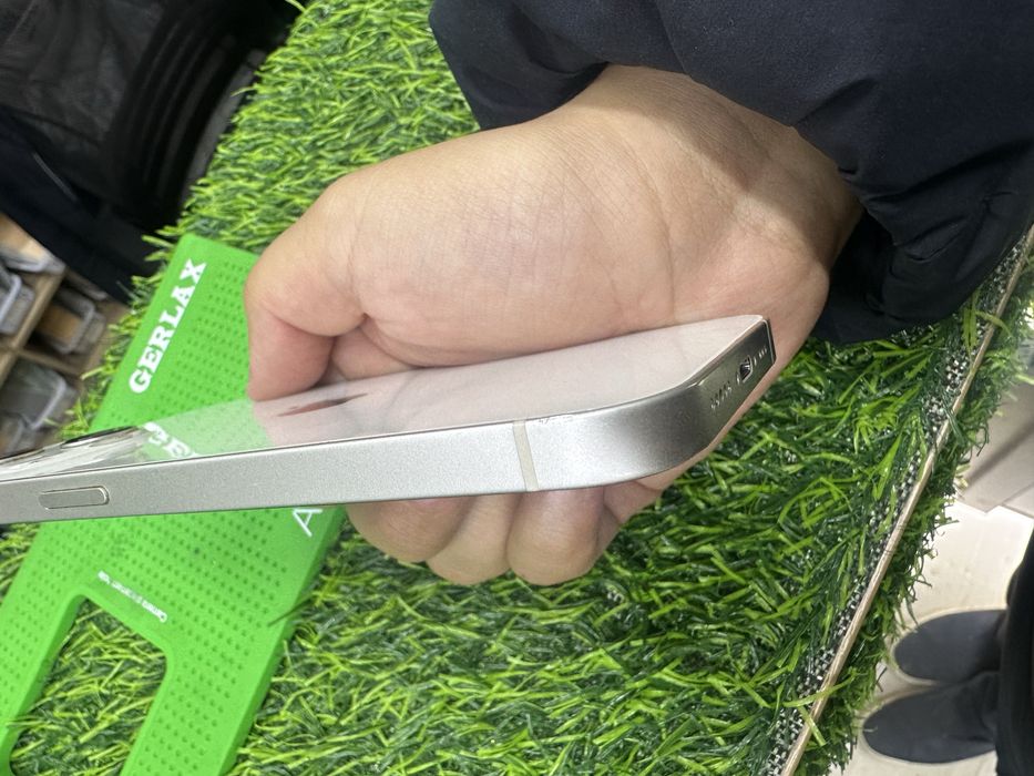 Iphone 13 128 белый