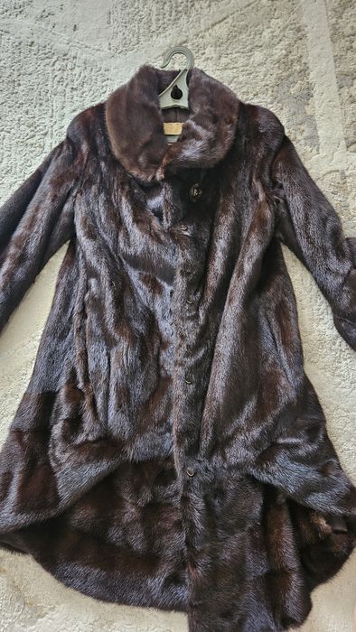 Продам норковую шубу