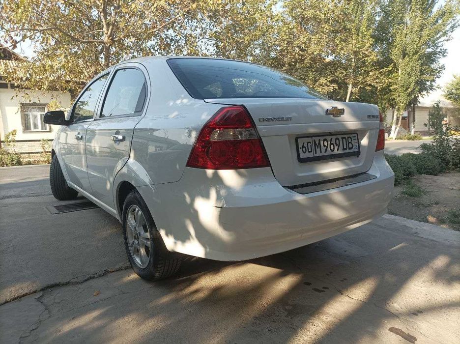 White Nexia 3 позиция