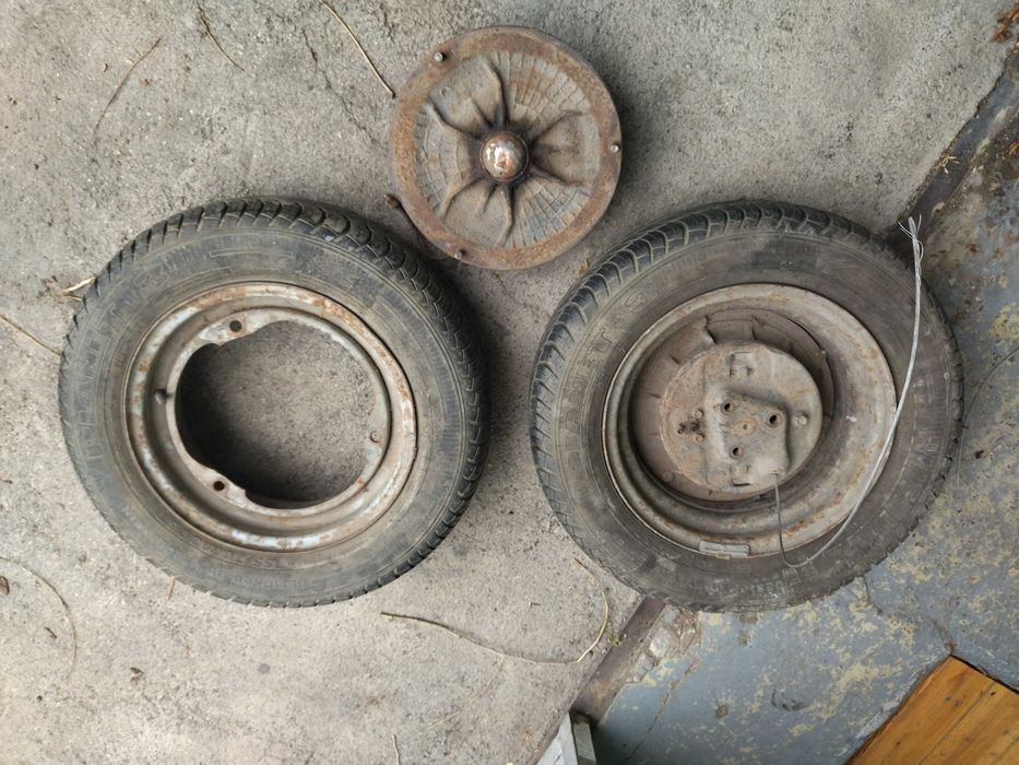 Диски на Таврию с резиной 155/70R13 и ступицами — 2шт