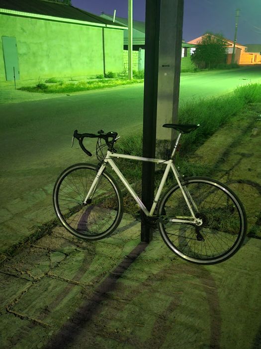 Шоссейный велосипед