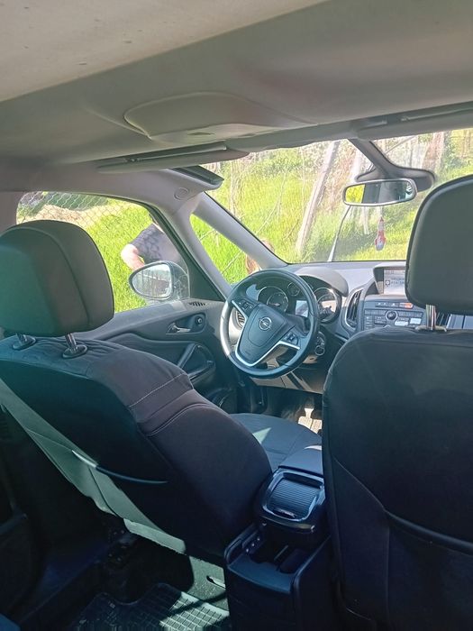 Opel Zafira c model tourer 2012