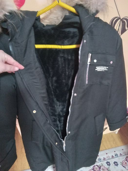 Продам одежду верхнюю