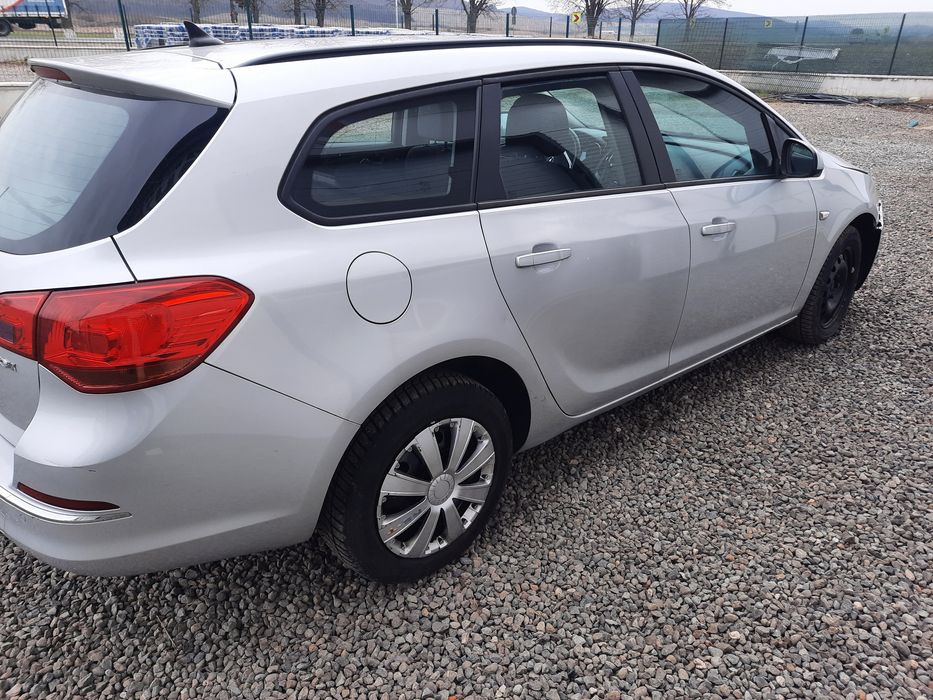Vand usi, geam, bord Opel Astra j