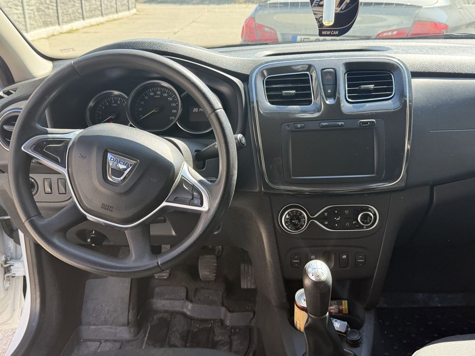 Logan Prestige - Proprietar cu Adblue