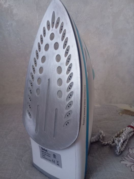 Продается утюг Тефаль в идеальном состоянии