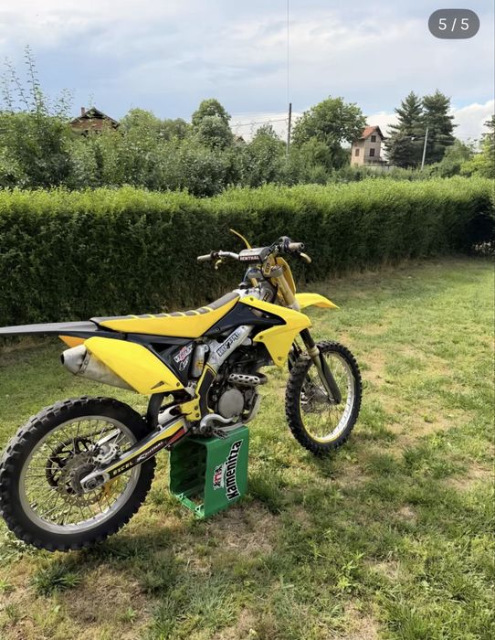 Продава се: Suzuki rmz 250 2011