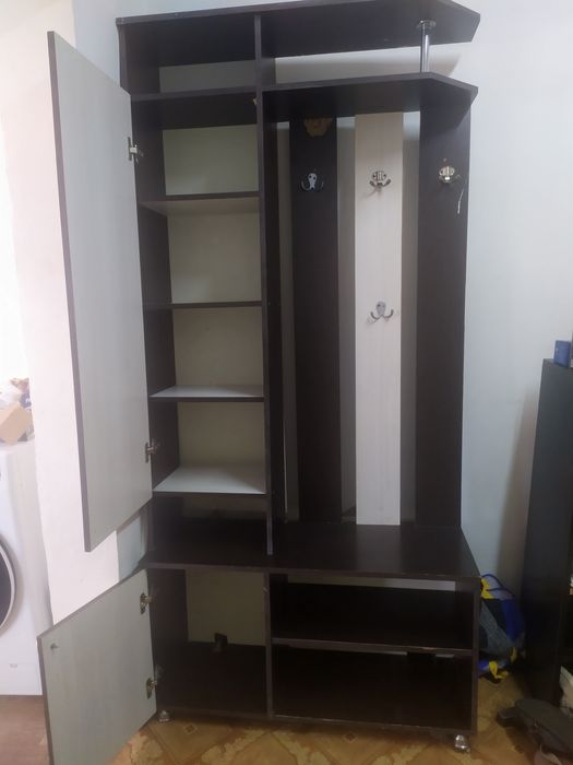 Прихожая 30 000тн . Адрес акжар 2