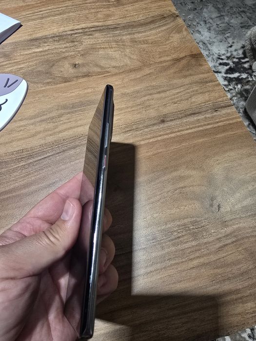 Vand Huawei Nova 10 la Cutie Folosit 128gb cu 8gb ram