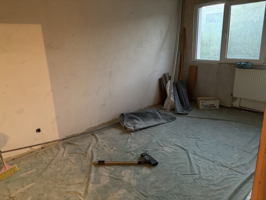 Vand apartament 3 camere Militari