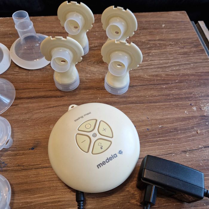 Помпа за кърма Medela Twin Maxi