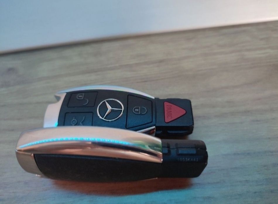 Cheie Mercedes originala CLK CLS CLA ML SLK GLC GLE GLK E400 C300 500