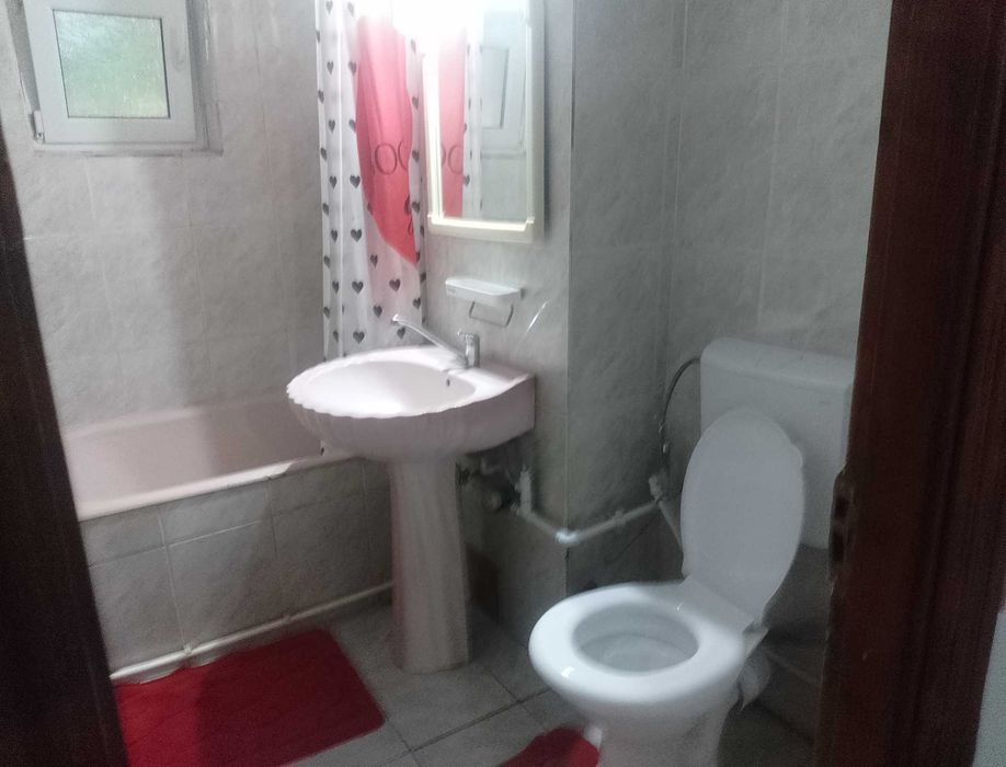 Apartament de închiriat