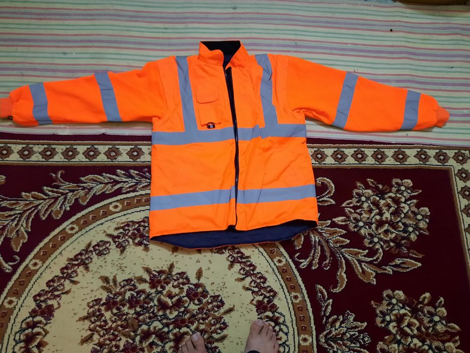 Зимняя  куртка новый