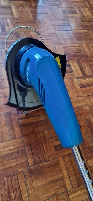 Trimmer electric Makita UR3000, 30cm, 450W, 2.6kg + fir cosit 1.6mm/15