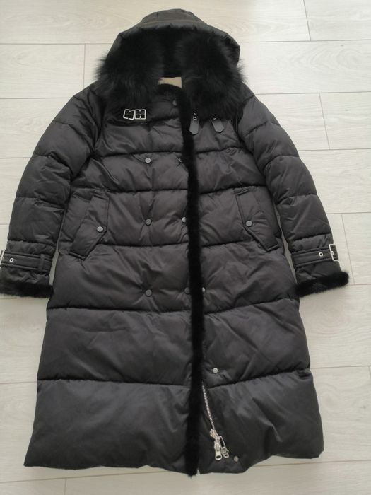 Продается зимний пуховик