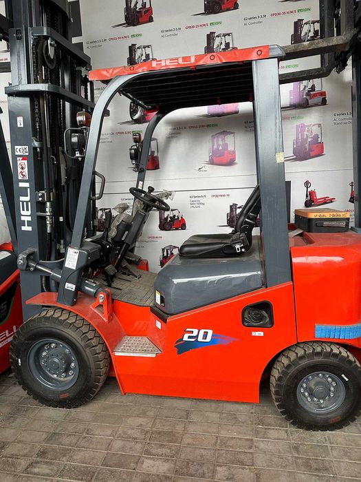 Электрический вилочный погрузчик /elektrli pogruzchik/ HELI CPD18 3м