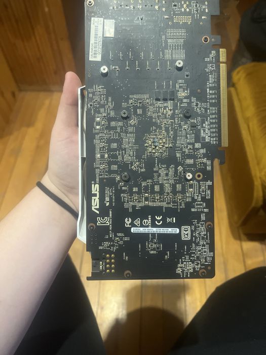 Продавам видео карта