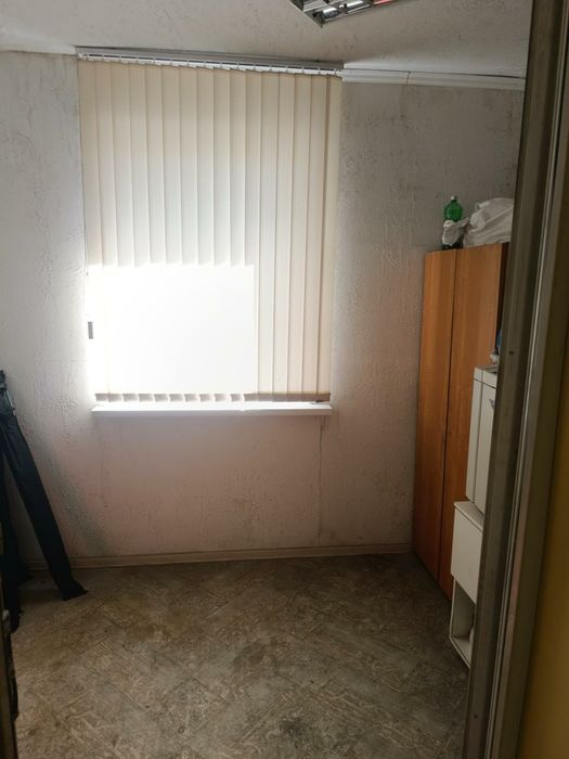 Продам двухэтажный дом с подвалом на Красина
