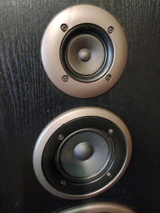 Продам  большие колонки TECHNICS SB - A36  в  отличном состоянии  .