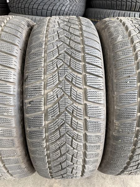 215/55/18 DUNLOP 4бр