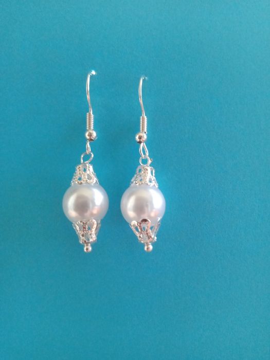 Ръчно изработени обеци