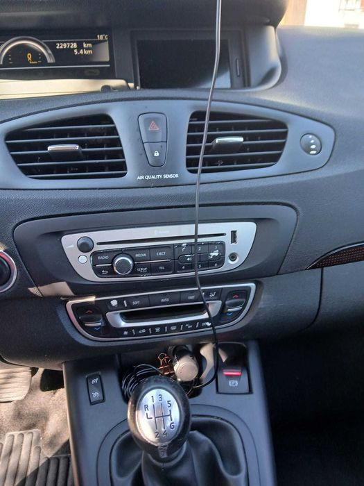 RENAULT Scenic 2012 — imagine 5