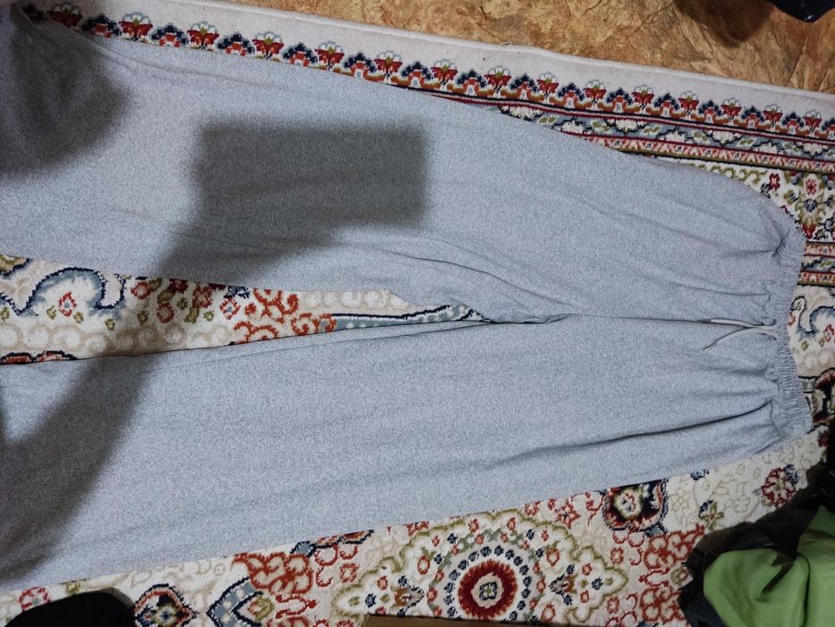 Продам женский трико.