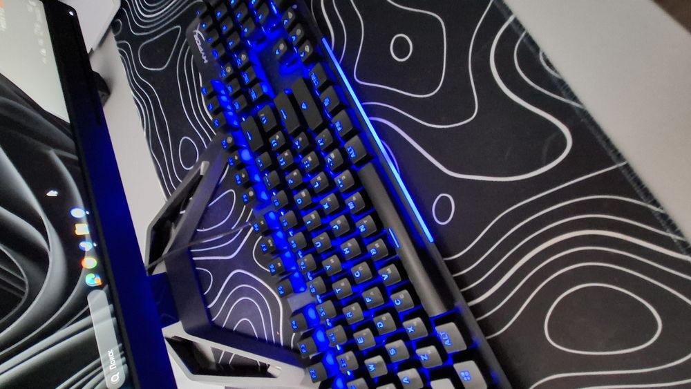 Клавиатура HyperX 100 размер, механическая