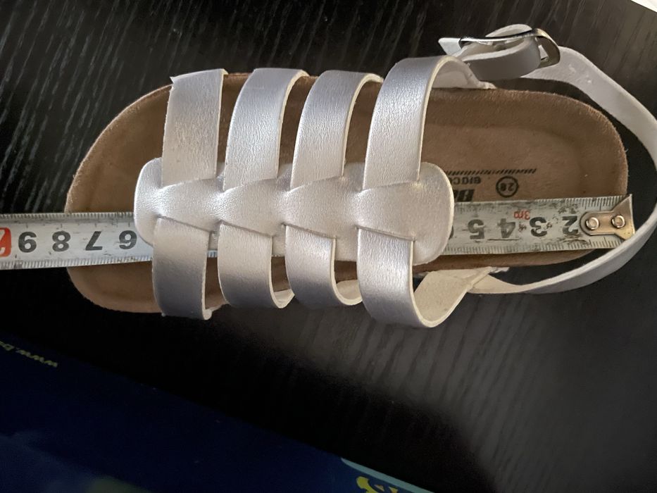 Летни обувки Froxy за момиче, 27 н.,17,2 см. и сандали 29 н., 18 см