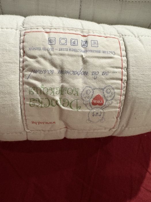 Бебешки възглавница против обръщане и обиколници