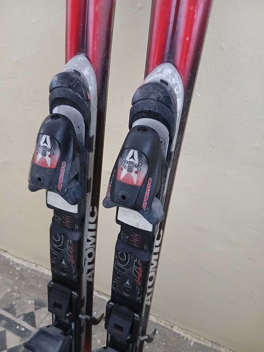 Schiuri Atomic de alpin, lungime 170 cm
