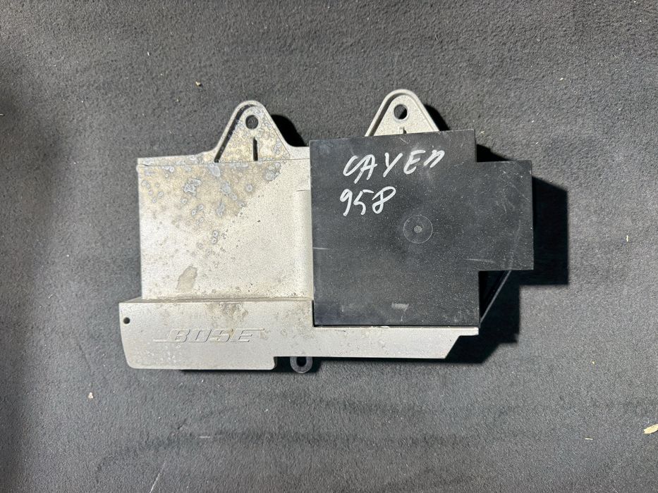 Усилвател Bose / bang & olufsen за audi a4 a5 a6 a7 a8 q5