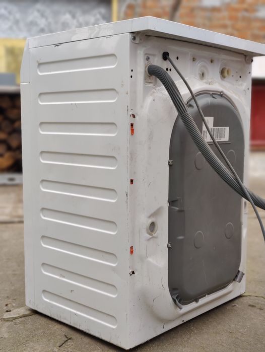 Пералня AEG Protex 7 кг – отлично състояние