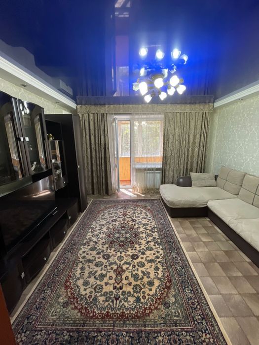 Сдам трехкомнатную квартиру юго-восток по адресу Дюсембекова