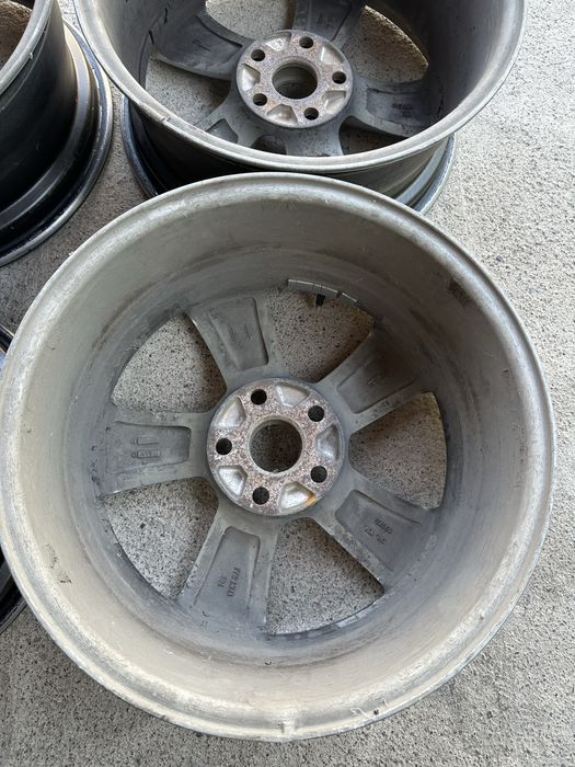 Диск Lexus GS R17