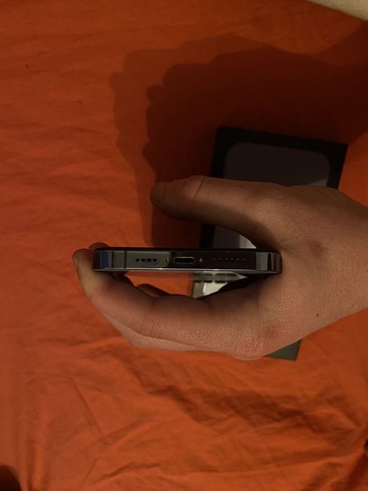 Продам 13 про макс