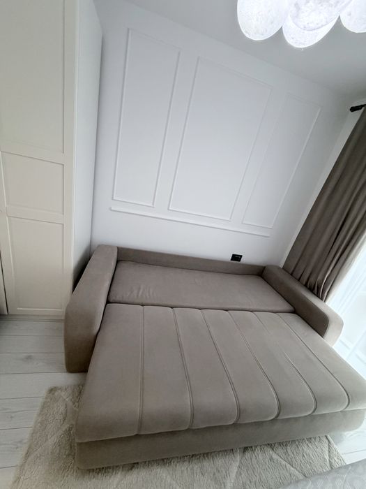 Canapea extensibila cu lada depozitare