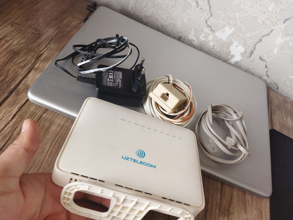 Wi-Fi router Huawei (UZTELECOM)