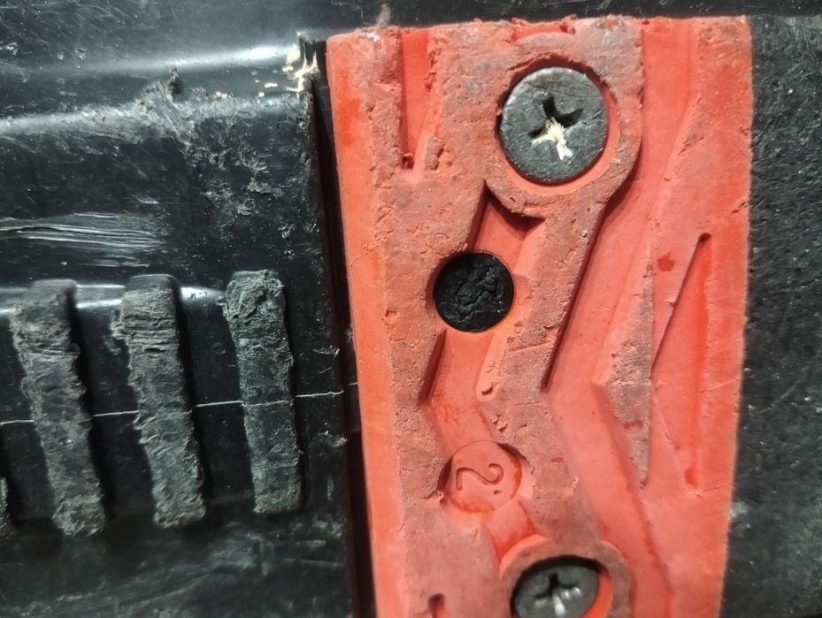 Продам лыжные ботинки