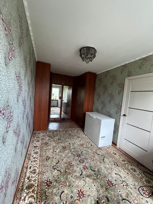 Продам 3 ком.кв район Спутник